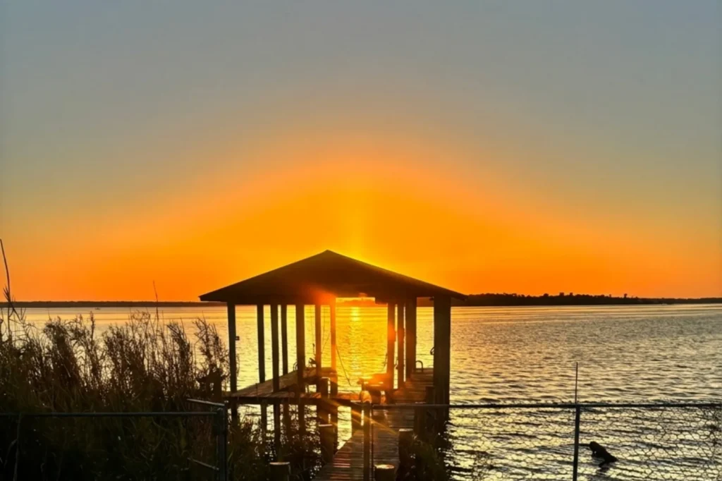 Florida Staycation Ideas: Why a Lakefront Cabin Is the Perfect Weekend Getaway